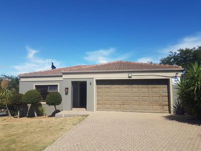 House For Sale in Vredekloof Heights, Brackenfell