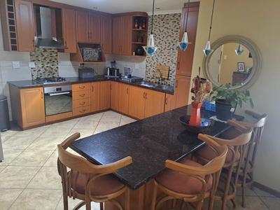 House For Sale in Brackenfell South, Cape Town